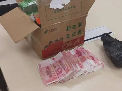 货车不送货，送现金？蜀黍：拦下！