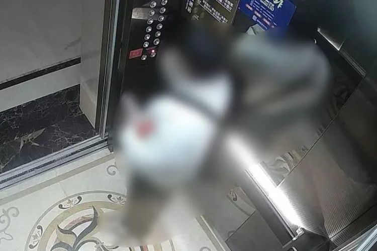 男子遭遇“桃色陷阱”!警方出手保住2万多现金 男子遭遇“桃色陷阱”!警方出手保住2万多现金