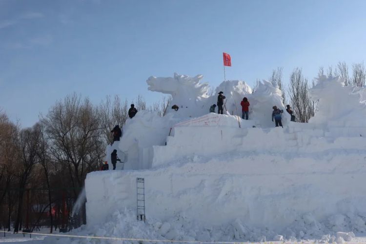 雪雕《悟空归来》设计师：想呈现中国人的超级英雄