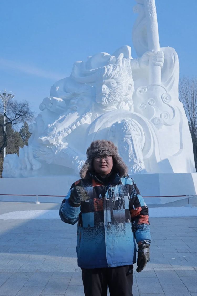 雪雕《悟空归来》设计师：想呈现中国人的超级英雄