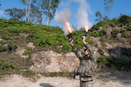 视觉盛“焰”！防化兵技能拉满自带特效