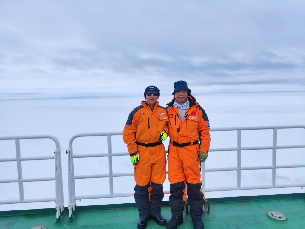 第41次南极考察|南极“父子兵” 第41次南极考察|南极“父子兵”