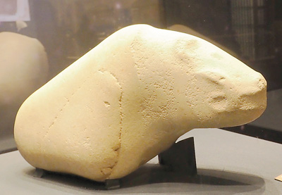 故宫博物院举办凌家滩玉器大展 折射五千年前璀璨文明