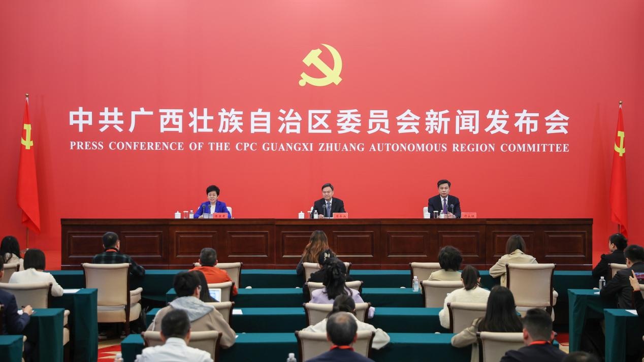 广西每年八成左右财政支出用于改善民生 广西每年八成左右财政支出用于改善民生