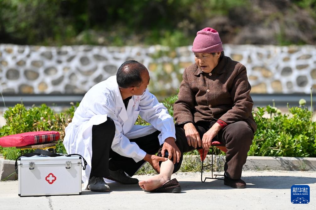 年终报道·蓬勃2024丨这些画面，串起咱身边的幸福感