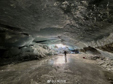 自然奇观！西藏再次发现大冰洞