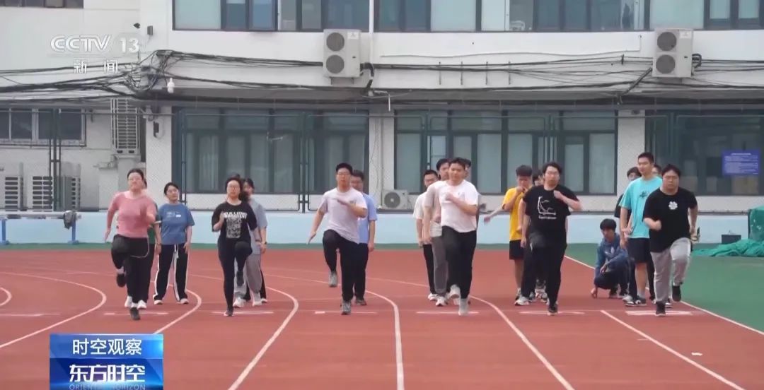 权威指南来了→ 权威指南来了→