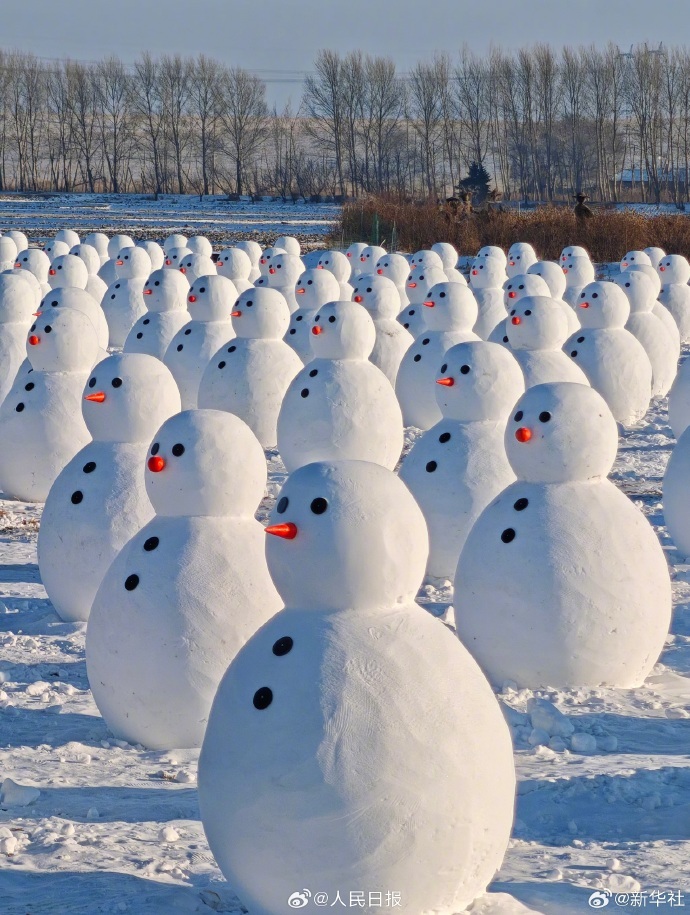 大雪人算是让尔滨玩明白了