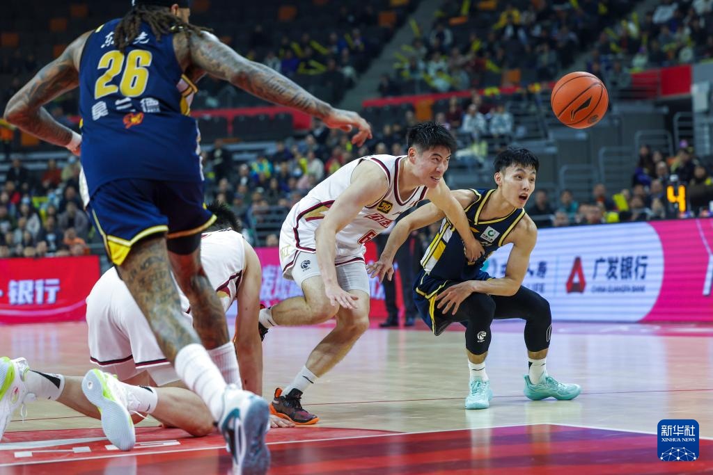 CBA常规赛：广东东阳光不敌浙江稠州金租