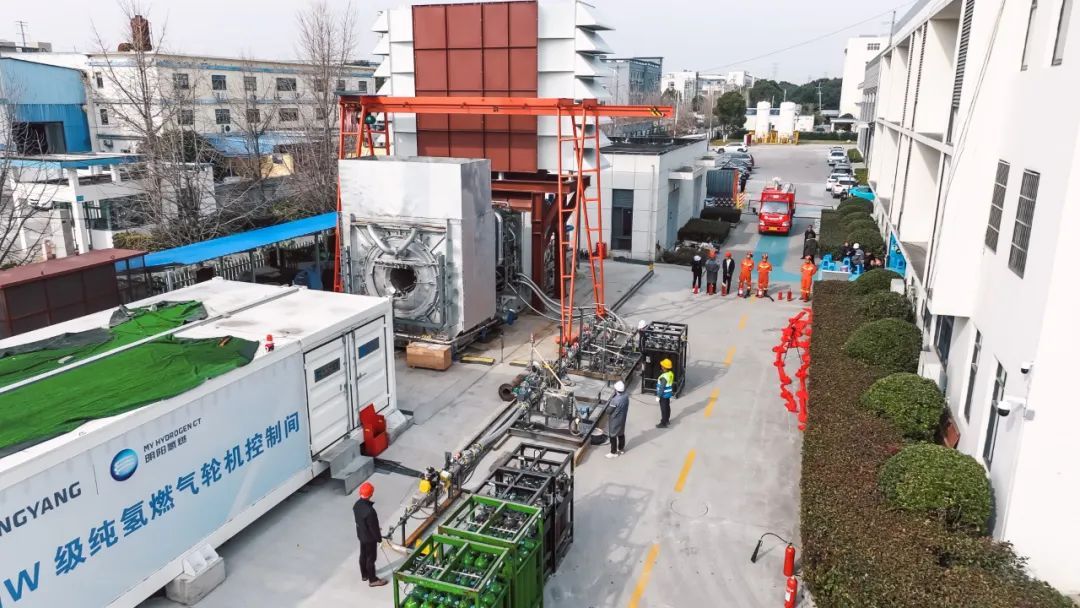 全球首台,点火成功! 全球首台,点火成功!