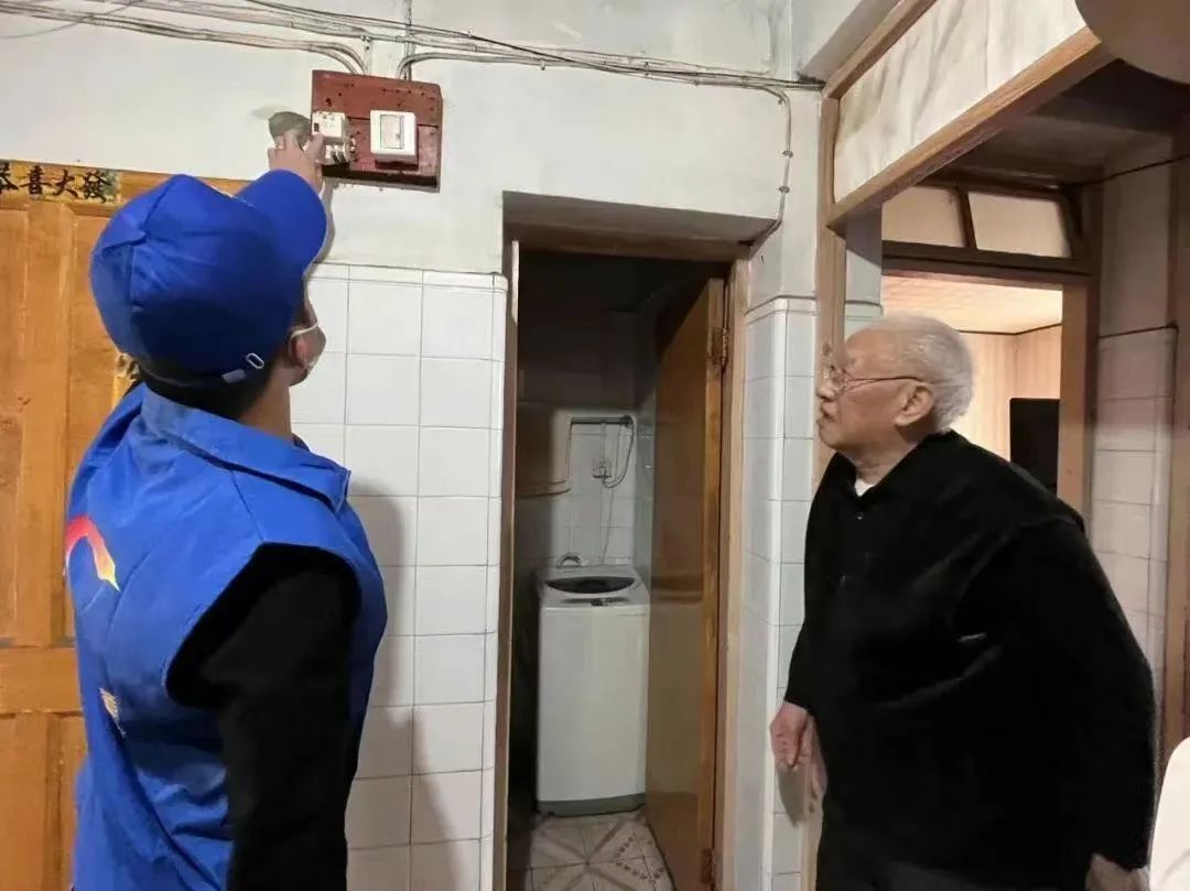 @上海市民,冬春火灾防范指南请备好! @上海市民,冬春火灾防范指南请备好!