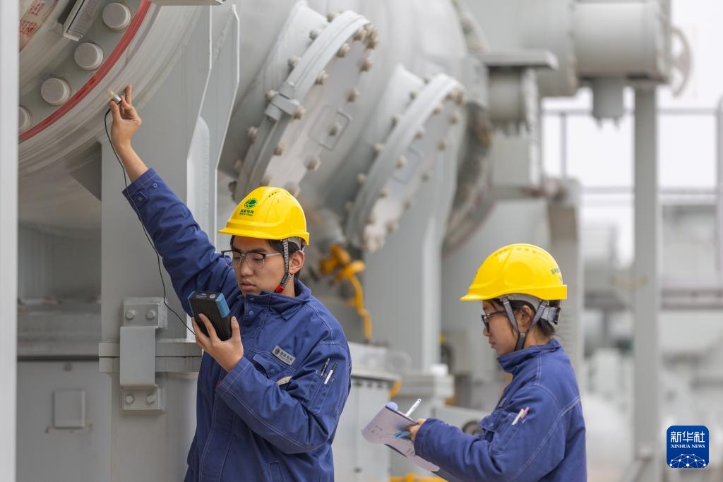 川渝1000千伏特高压交流工程投运