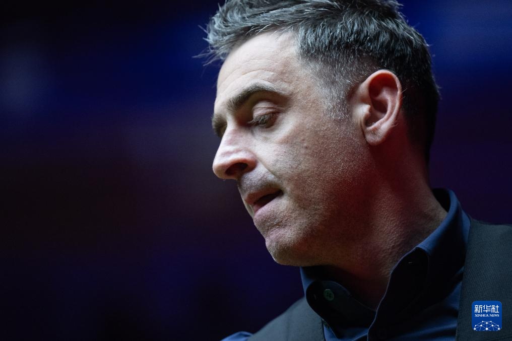 斯诺克澳门大师邀请赛：傅家俊不敌奥沙利文