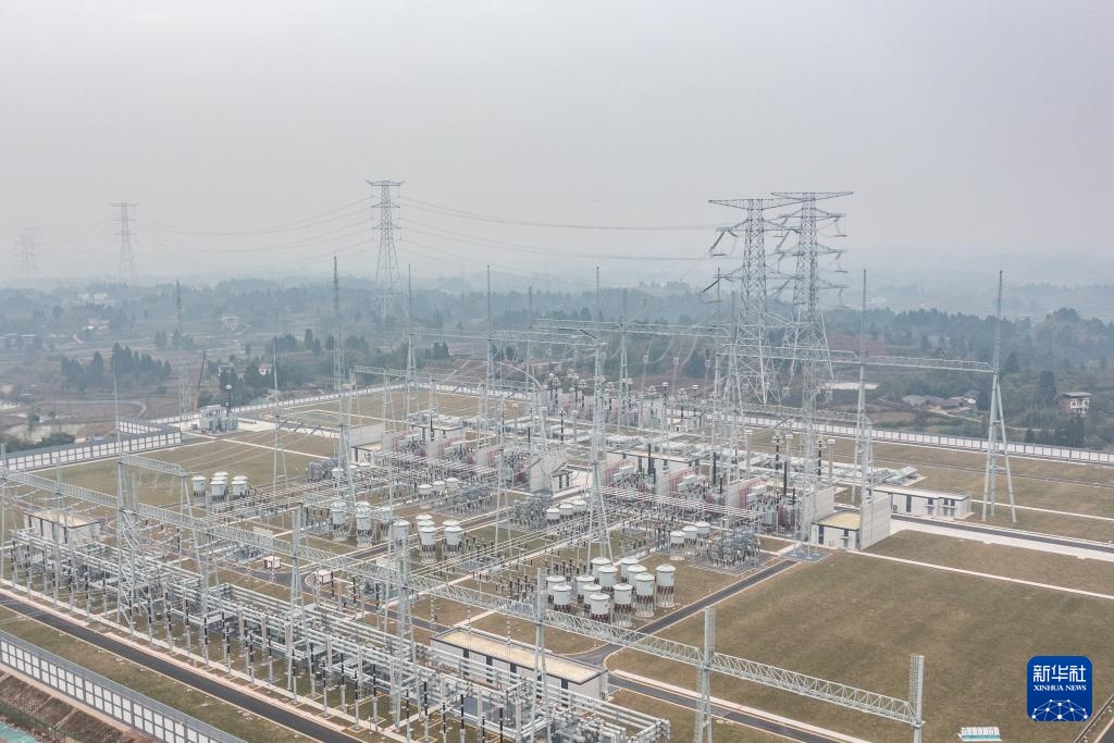 川渝1000千伏特高压交流工程投运