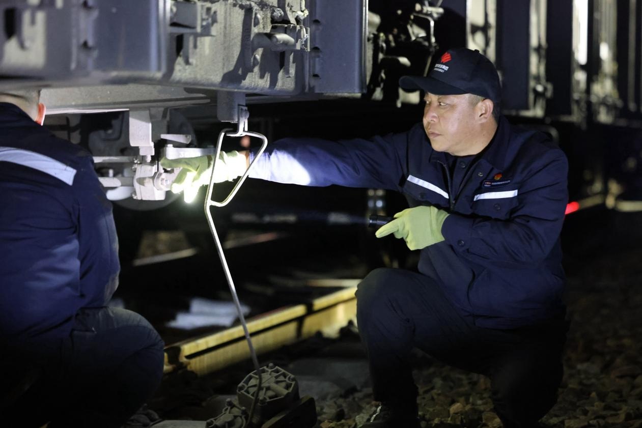 冬季能源保供进行时 守护“民生温度” 冬季能源保供进行时 守护“民生温度”