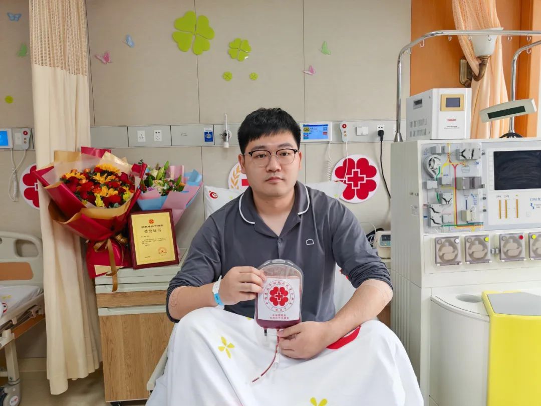 恭喜,长跑8年终于结婚了!婚宴上新郎基本不喝,原来心里有事 恭喜,长跑8年终于结婚了!婚宴上新郎基本不喝,原来心里有事