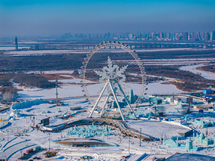 冰雪大世界“黄牛”倒票23人被抓 冰雪大世界“黄牛”倒票23人被抓