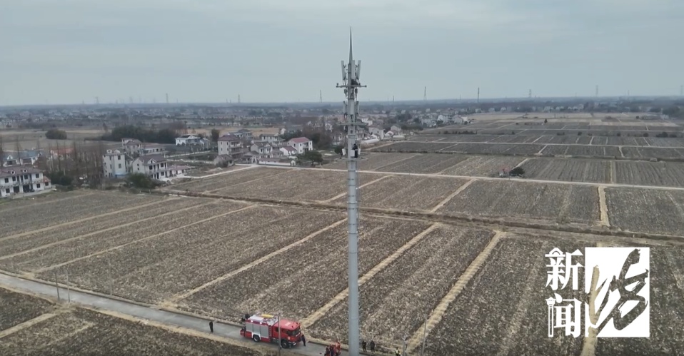 寒风极冻!沪一工人30米高空工作 回过神发现腿软下不来 寒风极冻!沪一工人30米高空工作 回过神发现腿软下不来