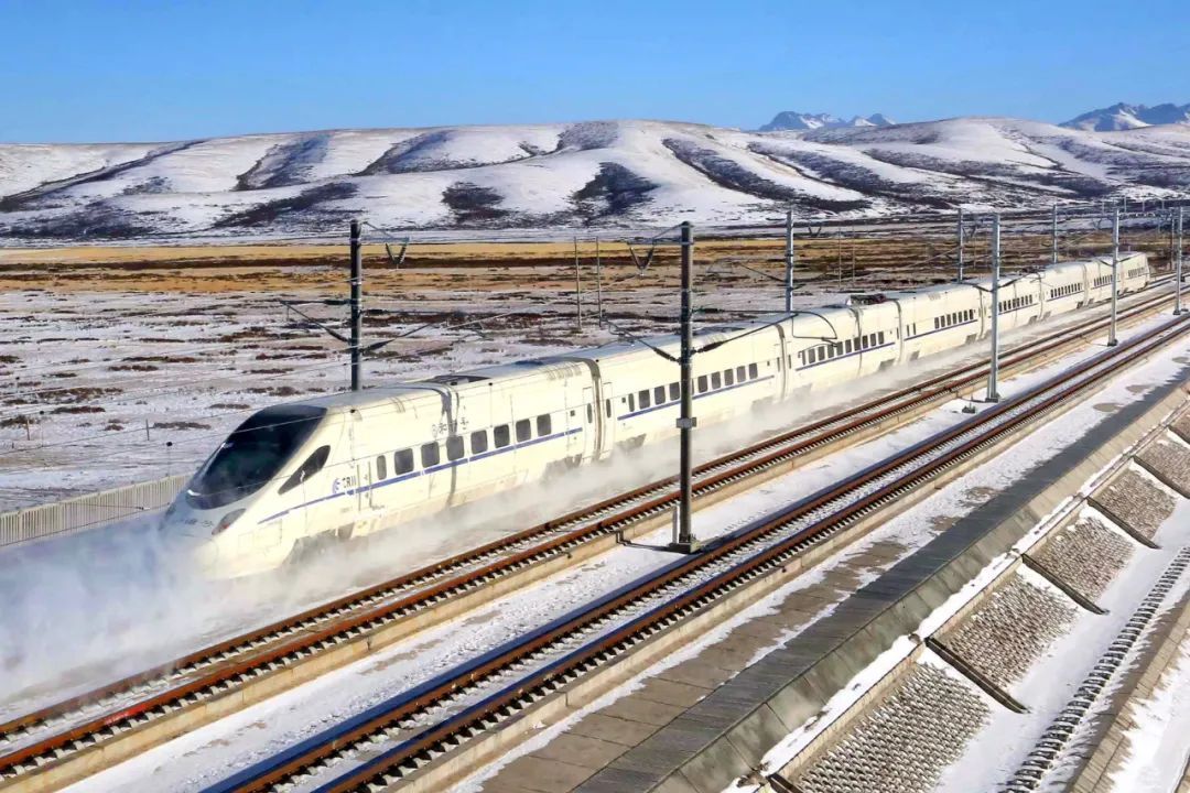 兰新高铁开通10年 哈密站累计发送超1700万人次