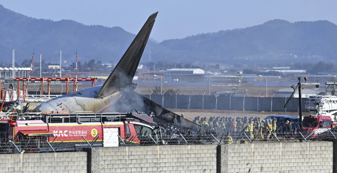 韩国失事客机下一航班原计划飞北京，候机中国游客：打算坐船回国！波音公司回应→