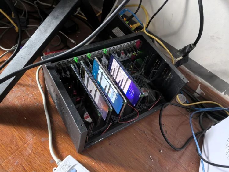 横跨5地抓捕!16人游戏外挂团伙落网 横跨5地抓捕!16人游戏外挂团伙落网