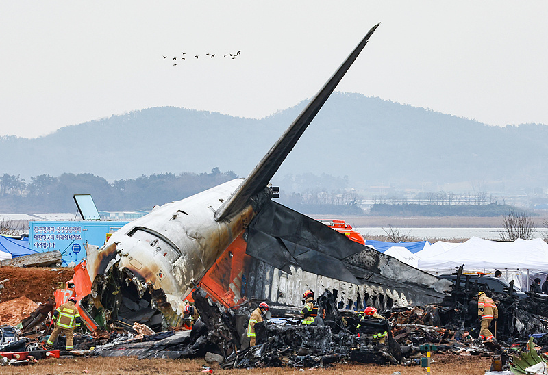 韩国公开更多空难细节 波音737-800客机安全事故频发纯属巧合？