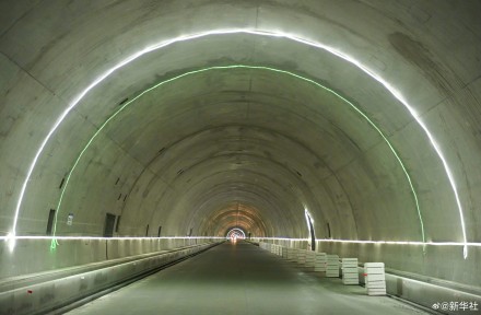 仅剩数米！世界最长高速公路隧道全线贯通进入倒计时