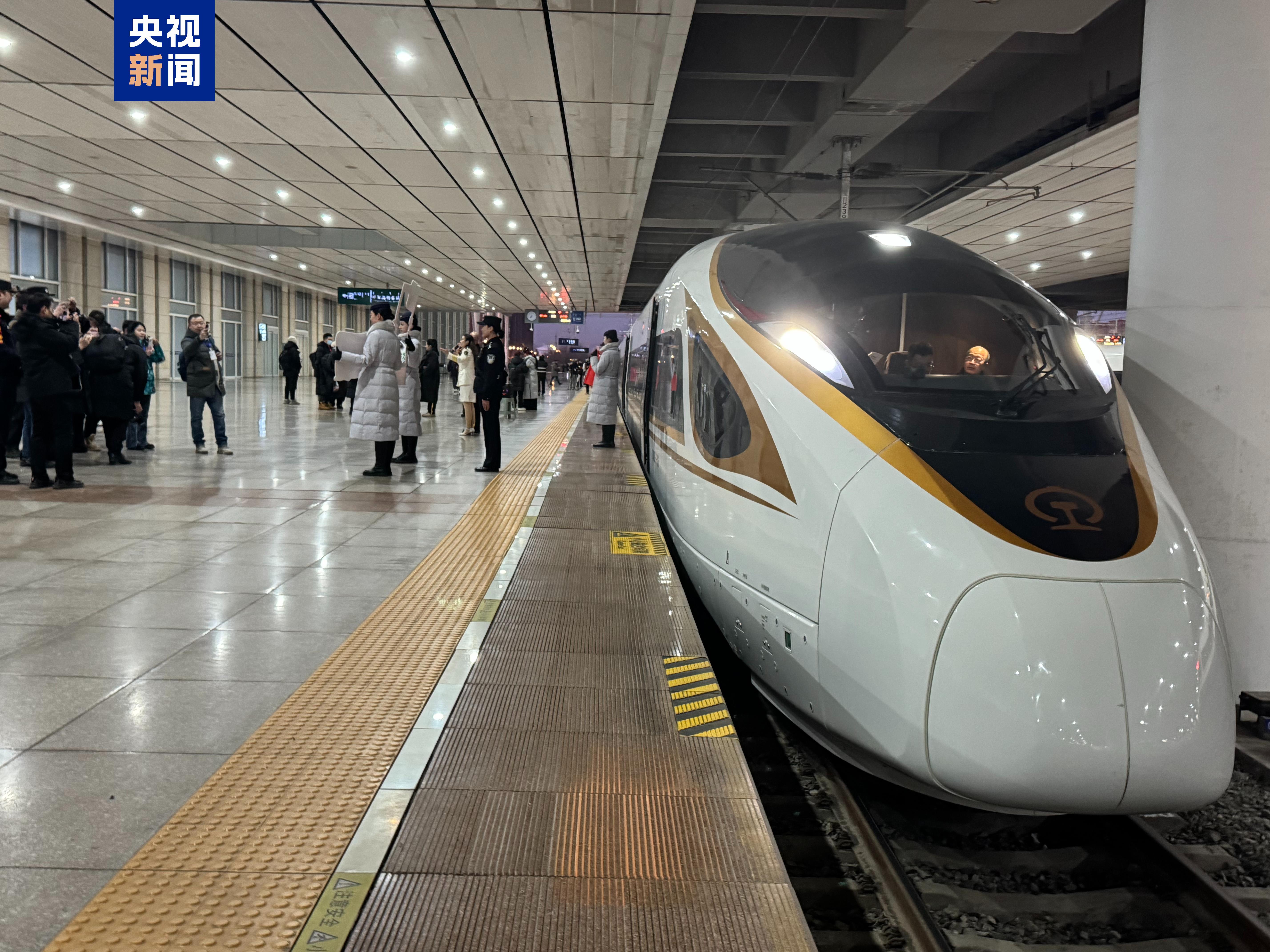 集大原高铁今日开通运营 内蒙古 山西旅游黄金线路+1 集大原高铁今日开通运营 内蒙古 山西旅游黄金线路+1