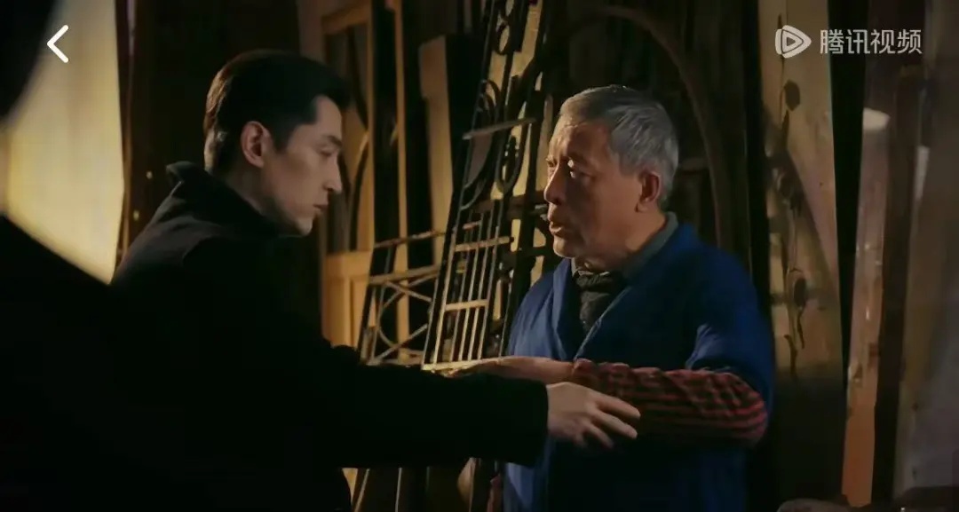 胡歌父子罕见同款！《繁花》又有新结局？嗑CP的有福了