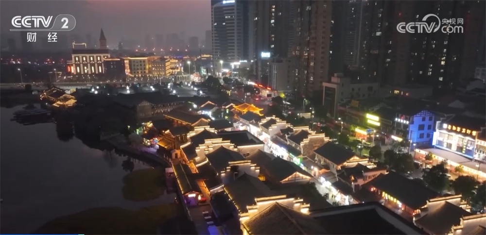 流光溢彩夜色美 华灯璀璨迎新年 各地文旅经济花样“上新”迸发新活力 流光溢彩夜色美 华灯璀璨迎新年 各地文旅经济花样“上新”迸发新活力