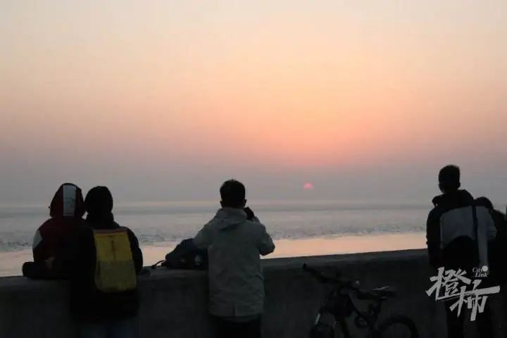 日出东方!2025年杭州第一个绝美日出,你看到了吗? 日出东方!2025年杭州第一个绝美日出,你看到了吗?
