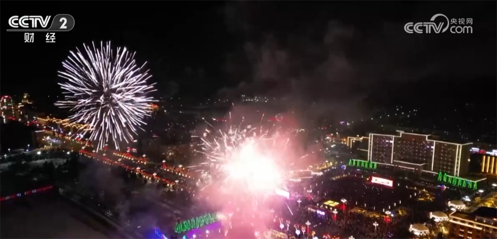 流光溢彩夜色美 华灯璀璨迎新年 各地文旅经济花样“上新”迸发新活力 流光溢彩夜色美 华灯璀璨迎新年 各地文旅经济花样“上新”迸发新活力