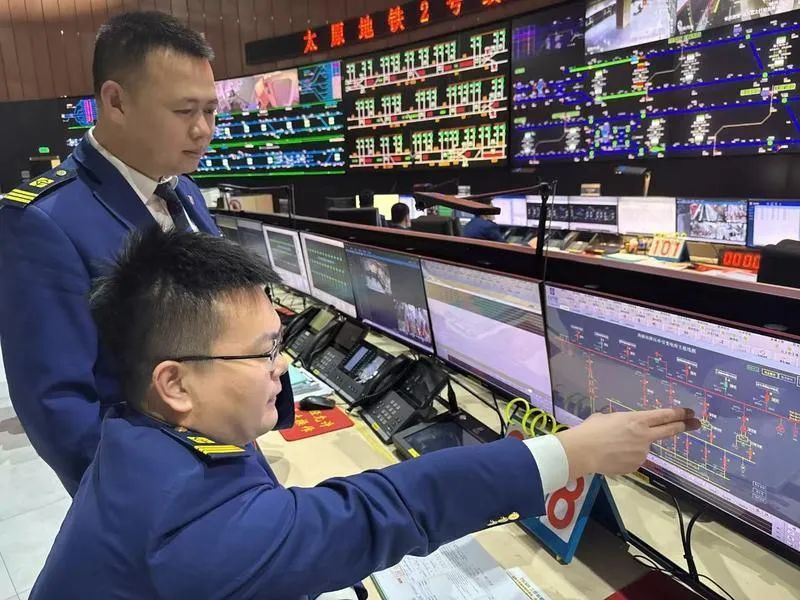 历史新高!太原地铁2号线单日客流总量达25.25万人次 历史新高!太原地铁2号线单日客流总量达25.25万人次