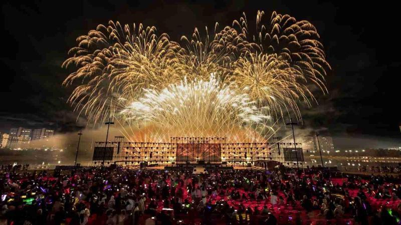 江西万载:元旦焰火音乐晚会 璀璨光芒喜迎新年 江西万载:元旦焰火音乐晚会 璀璨光芒喜迎新年