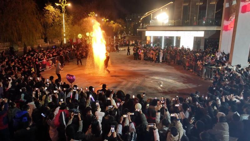 江西:跨年夜 聚安义 缤纷活动迎新年 江西:跨年夜 聚安义 缤纷活动迎新年