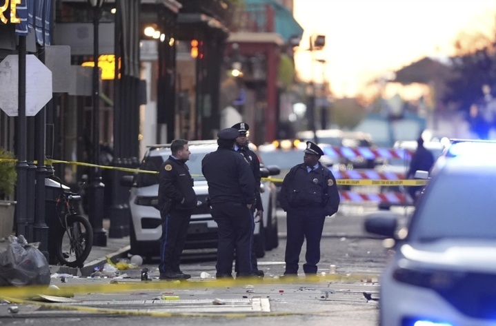 美国联邦调查局公布新奥尔良汽车撞人事件肇事者照片