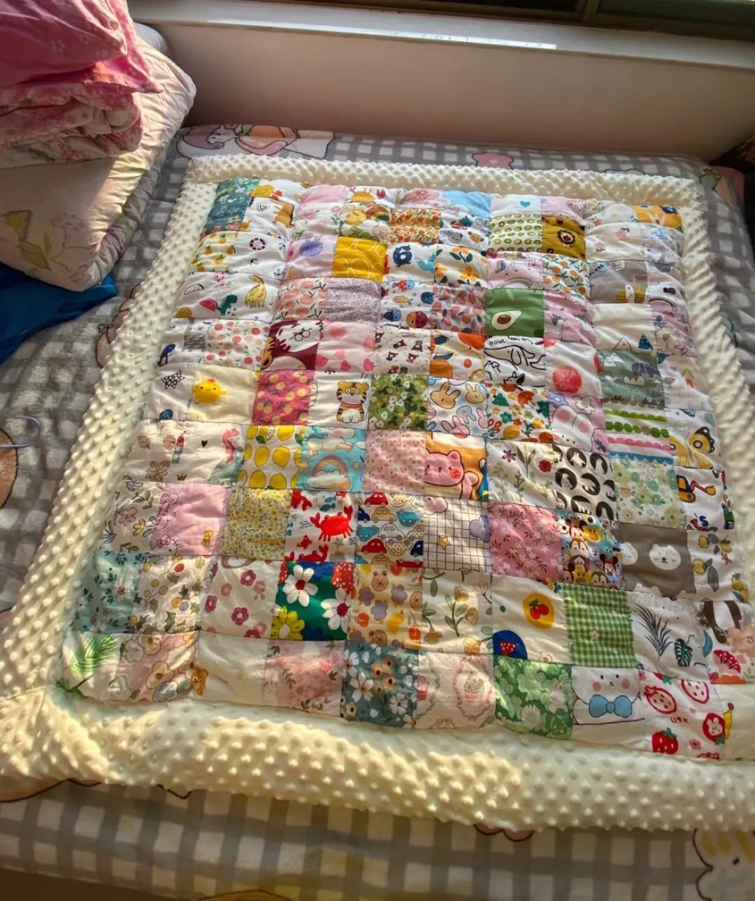 “老师,感动的不行了吧,我们爱你哦” “老师,感动的不行了吧,我们爱你哦”