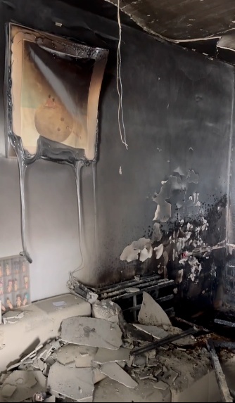 家没了！女子未拔手机充电器，房子变废墟！