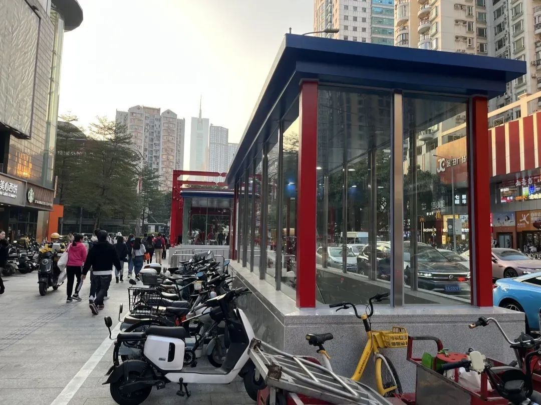 广州地铁回应“宇宙最小地铁口”