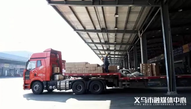 一年能卖几亿个!订单数量还在涨!义乌这些老板最近忙着…… 一年能卖几亿个!订单数量还在涨!义乌这些老板最近忙着……