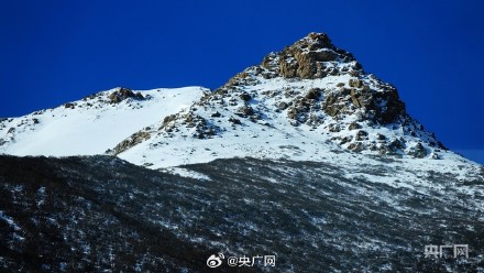 冬日阿尼玛卿雪山有多壮美 冬日阿尼玛卿雪山有多壮美