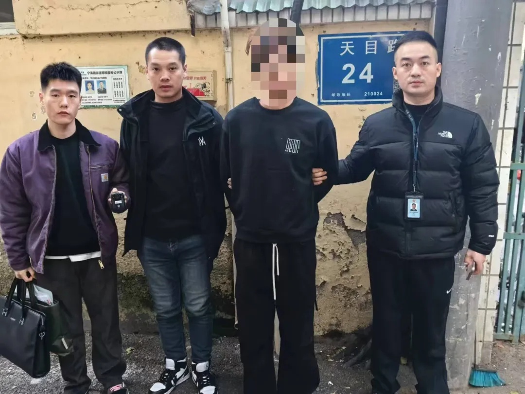 太蹊跷!上海多个小区发生盗窃案,男子连偷1000余个,被抓后称:交女友开销大 太蹊跷!上海多个小区发生盗窃案,男子连偷1000余个,被抓后称:交女友开销大
