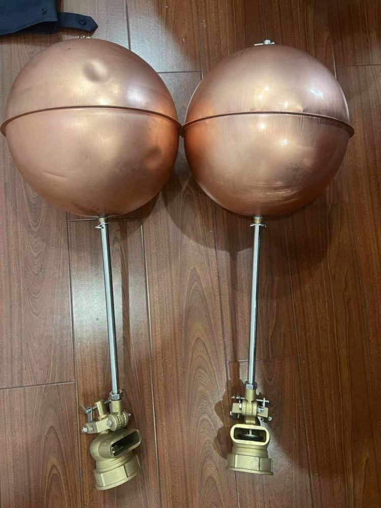 供养女友开销,00后男子偷千个水箱浮球牟利10万元!被刑拘 供养女友开销,00后男子偷千个水箱浮球牟利10万元!被刑拘