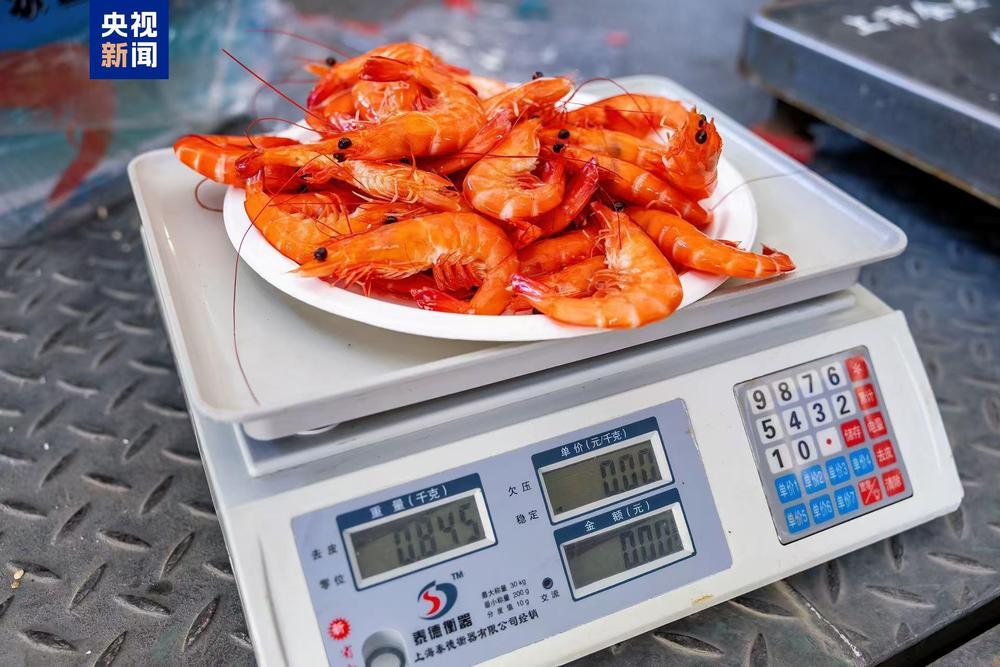 洋年货+1 泰国海鲜首次搭乘中老铁路销往中国 洋年货+1 泰国海鲜首次搭乘中老铁路销往中国