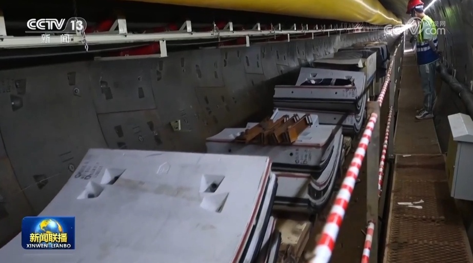 “干”字当先实干开新局 中国经济稳步向前底气更足 “干”字当先实干开新局 中国经济稳步向前底气更足