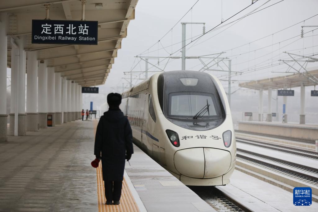 全国铁路1月5日起实行新的列车运行图 全国铁路1月5日起实行新的列车运行图