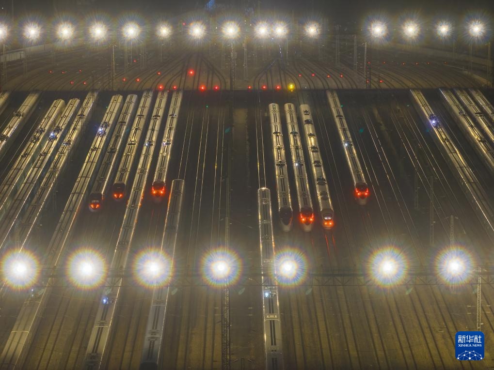 全国铁路1月5日起实行新的列车运行图 全国铁路1月5日起实行新的列车运行图