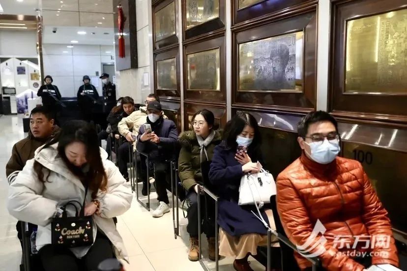 溢价150%!今天第一天,很多人拿到转手就卖 溢价150%!今天第一天,很多人拿到转手就卖