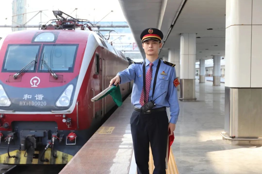 铁路新图正式实施，大别山区人民出行更方便！