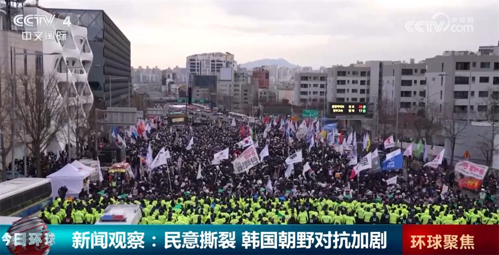 新闻观察:民意撕裂 韩国朝野对抗加剧 严重影响政治稳定 新闻观察:民意撕裂 韩国朝野对抗加剧 严重影响政治稳定
